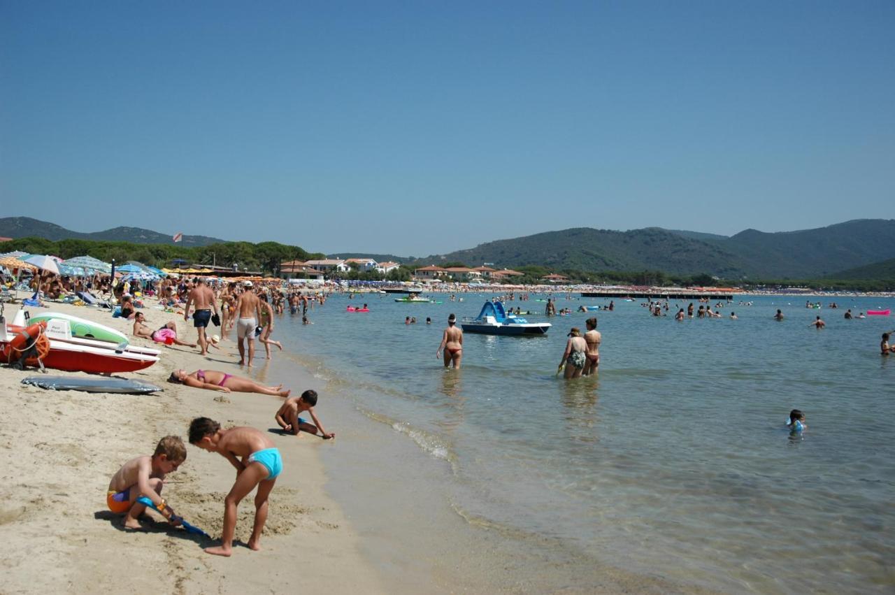Hotel Mistral Marina di Campo Exterior photo